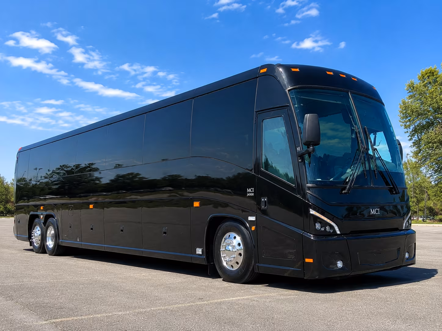 busrentalflint com puts michigan state u of m game day buses at your fingertips